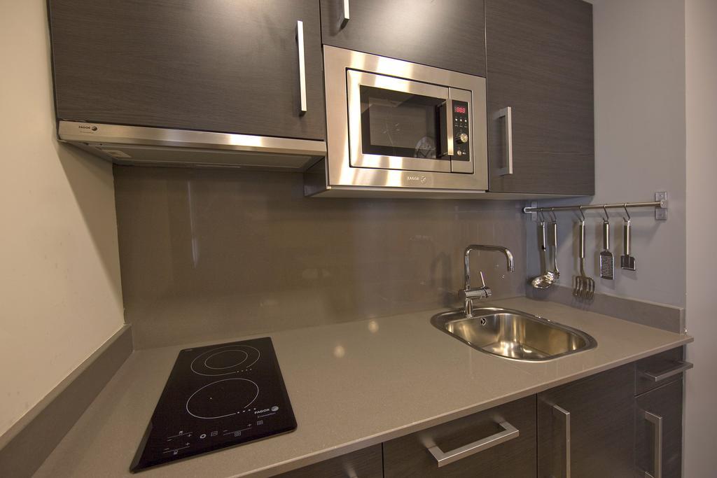 Apartamentos Irenaz Віторія-Гастейс Екстер'єр фото